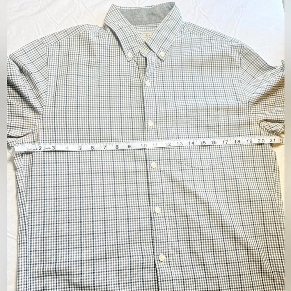 Men's Black and White Checkered Shirt